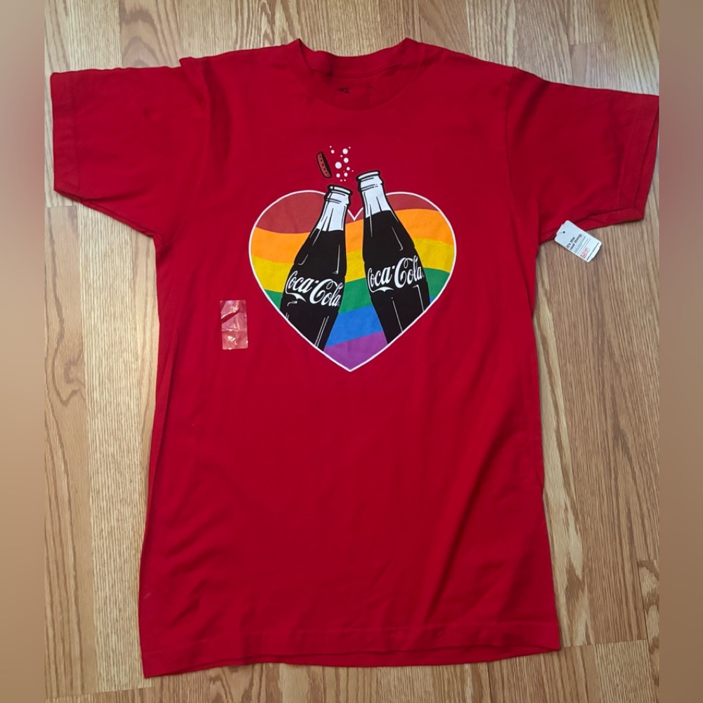 Coca Cola Cheers to Love Rainbow Heart Red Tee size L New